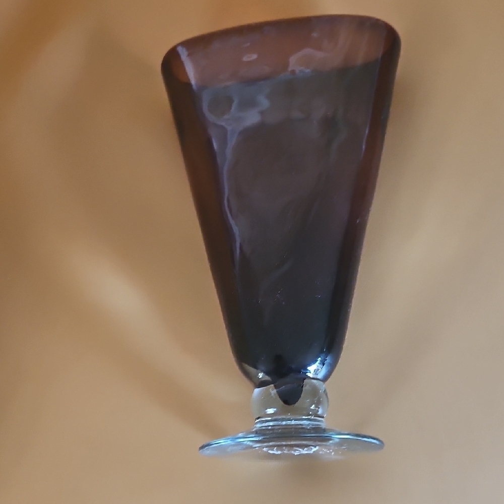 Elegant Brown Glass Vase - Picture 6 of 6